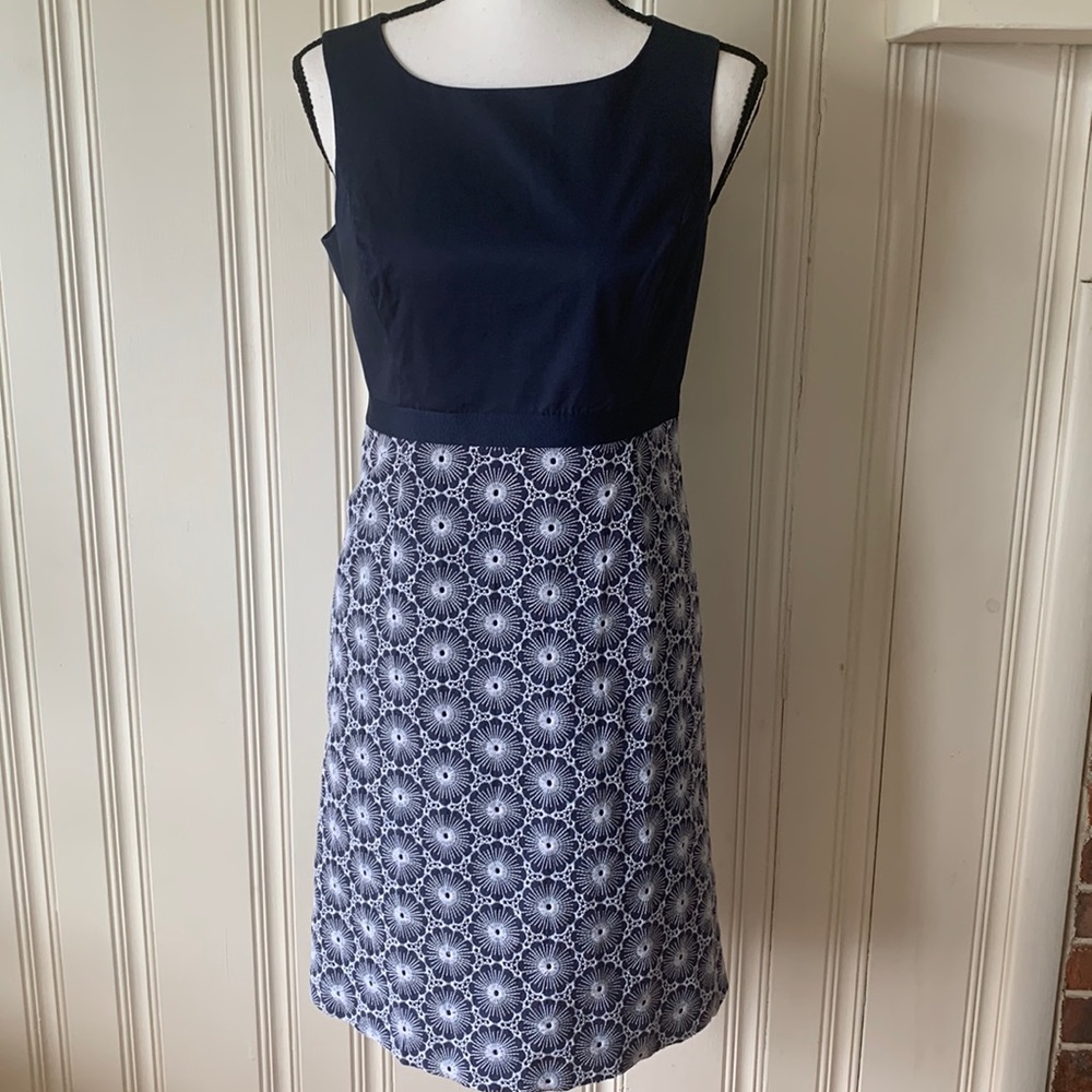 Vineyard Vines Dress Navy and White Size 2